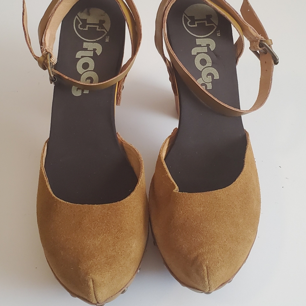 Flogg Women's Tan Suede Platform Ankle-Strap Sandals